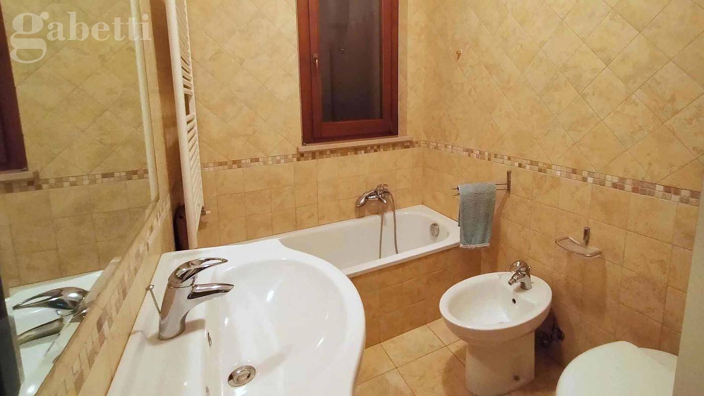 appartamento in vendita a Senigallia in zona Scapezzano