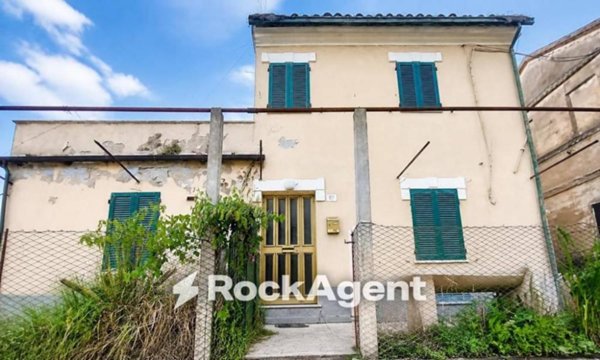 casa indipendente in vendita a Senigallia in zona Cannella