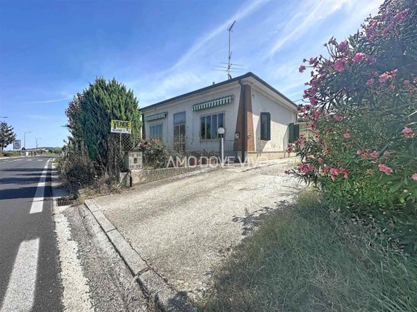 casa indipendente in vendita a Senigallia