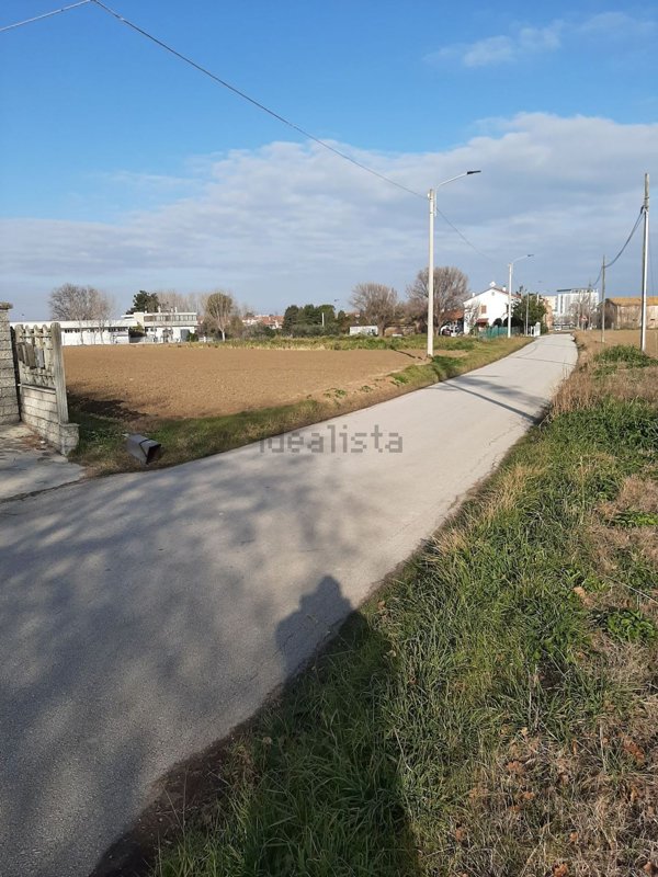 terreno in vendita a Senigallia