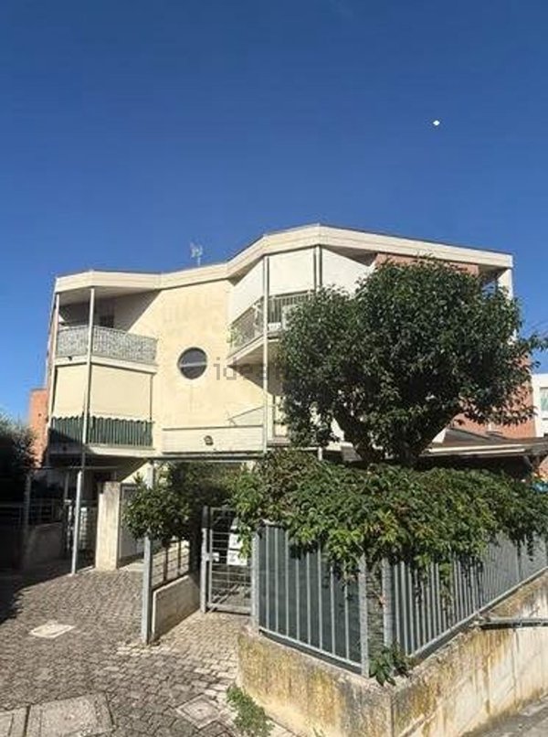 appartamento in vendita a Senigallia in zona Cesano