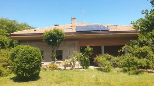 casa indipendente in vendita a Senigallia