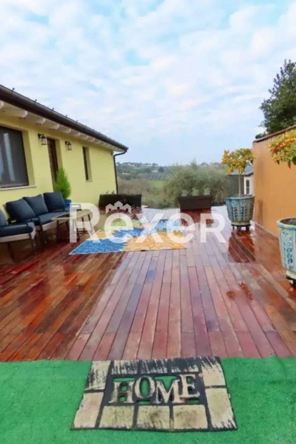casa indipendente in vendita a Senigallia