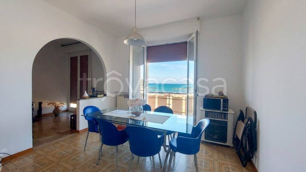 appartamento in vendita a Senigallia in zona Cesano