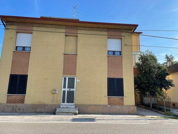 casa indipendente in vendita a Senigallia in zona Borgo Passera