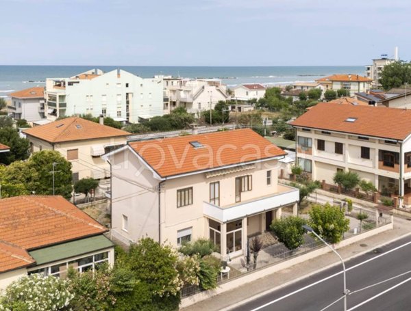 appartamento in vendita a Senigallia in zona Cesano