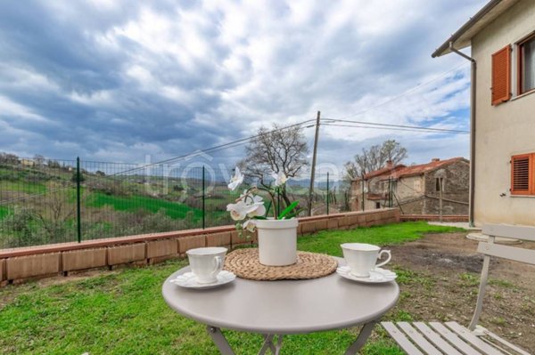 casa indipendente in vendita a Serra de' Conti