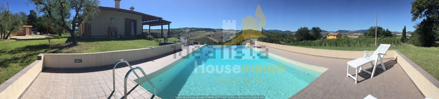 casa indipendente in vendita a Serra de' Conti