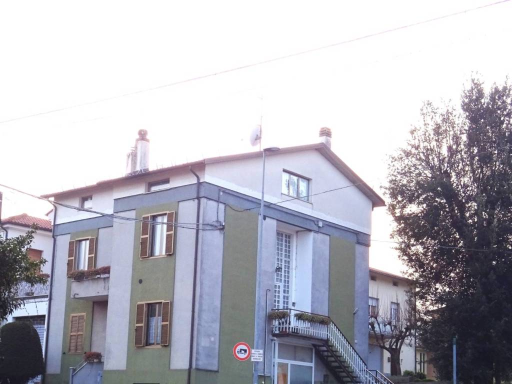 appartamento in vendita a Serra de' Conti in zona Osteria
