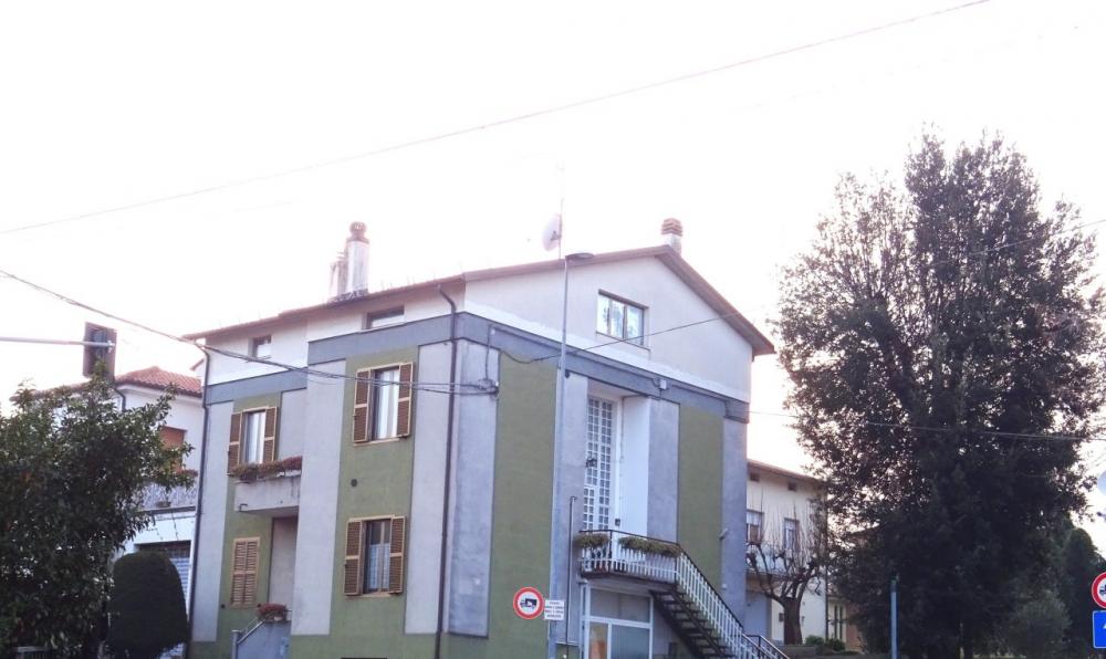 appartamento in vendita a Serra de' Conti in zona Osteria