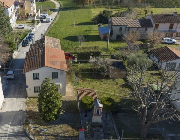 casa indipendente in vendita a Serra de' Conti in zona Osteria