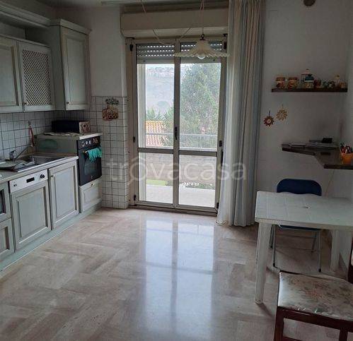 appartamento in vendita a Serra de' Conti in zona Osteria