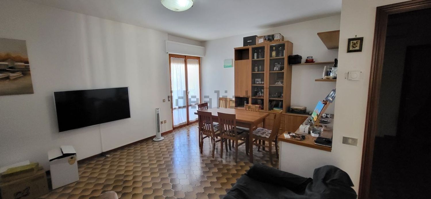 appartamento in vendita a Serra de' Conti in zona Osteria