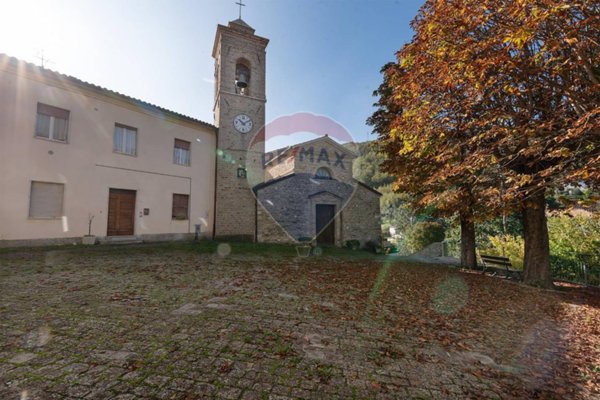 casa indipendente in vendita a Serra San Quirico in zona Domo