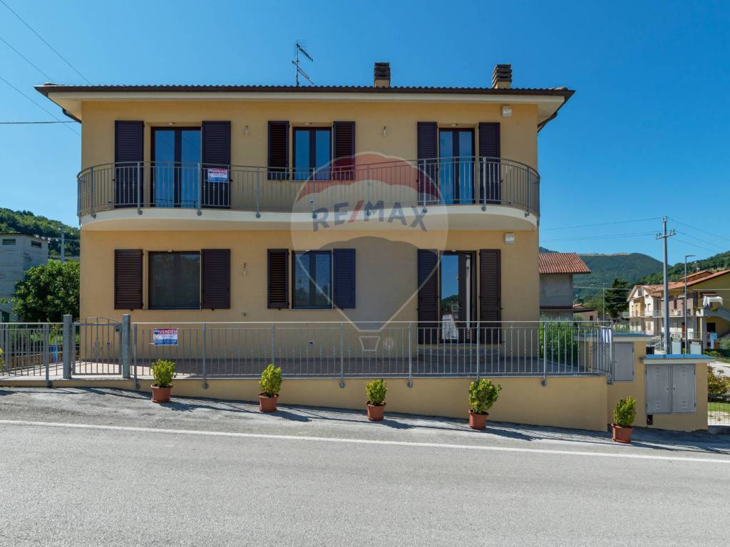 appartamento in vendita a Serra San Quirico