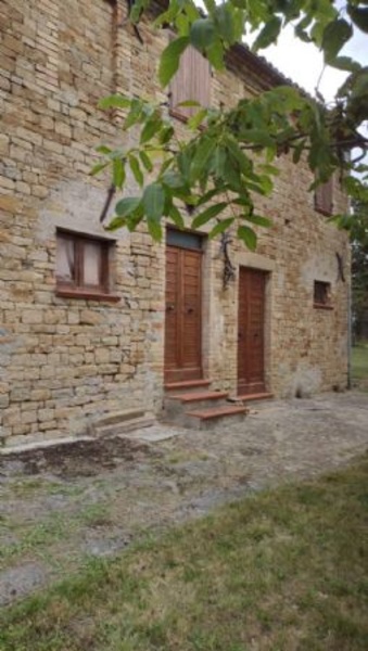 casa indipendente in vendita a Serra San Quirico in zona Castellaro