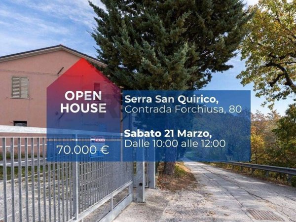 casa indipendente in vendita a Serra San Quirico