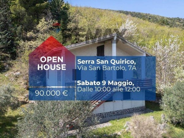 casa indipendente in vendita a Serra San Quirico