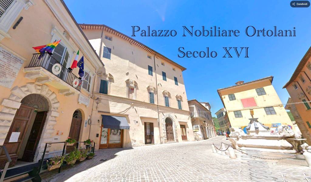 casa indipendente in vendita a Serra San Quirico