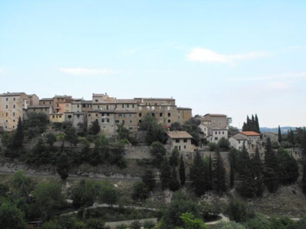 casa indipendente in vendita a Serra San Quirico