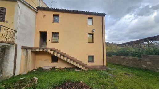 appartamento in vendita a Serra San Quirico