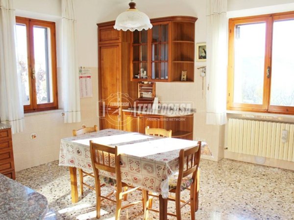 appartamento in vendita a Serra San Quirico
