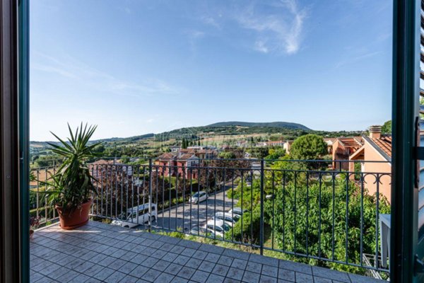 appartamento in vendita a Sirolo in zona Coppo