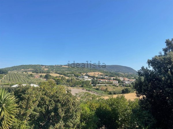 casa indipendente in vendita a Sirolo