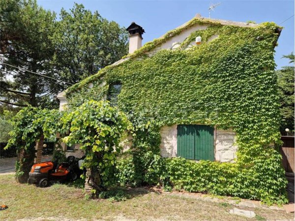 casa indipendente in vendita a Sirolo