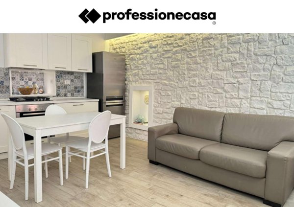 casa indipendente in vendita a Sirolo