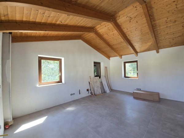 casa indipendente in vendita a Sirolo