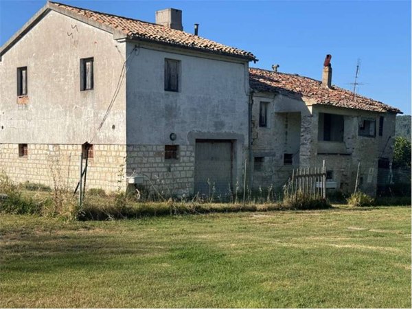 casa indipendente in vendita a Sirolo