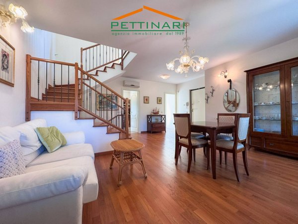 casa indipendente in vendita a Sirolo