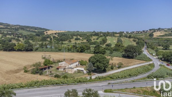 casale in vendita a Sirolo in zona Coppo