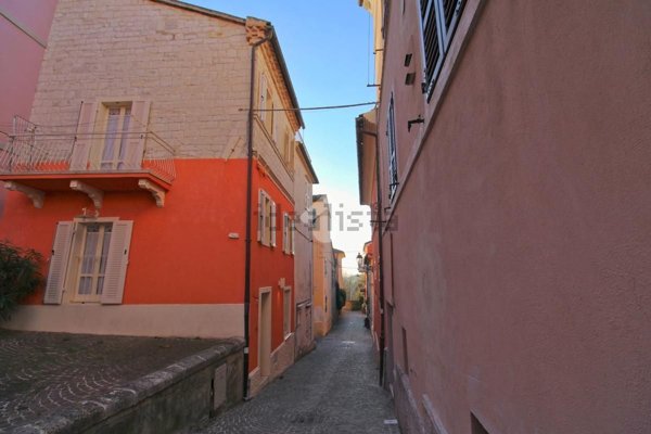casa semindipendente in vendita a Sirolo