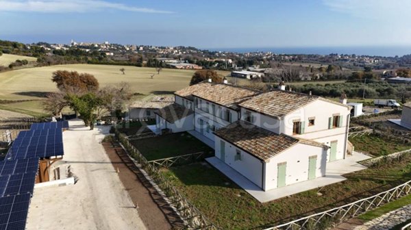 appartamento in vendita a Sirolo