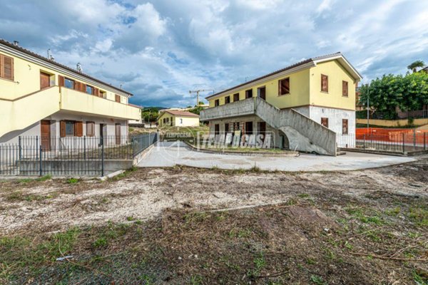 appartamento in vendita a Sirolo in zona San Lorenzo