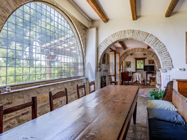 casa indipendente in vendita a Sirolo