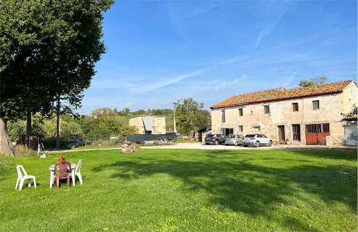 casa indipendente in vendita a Sirolo