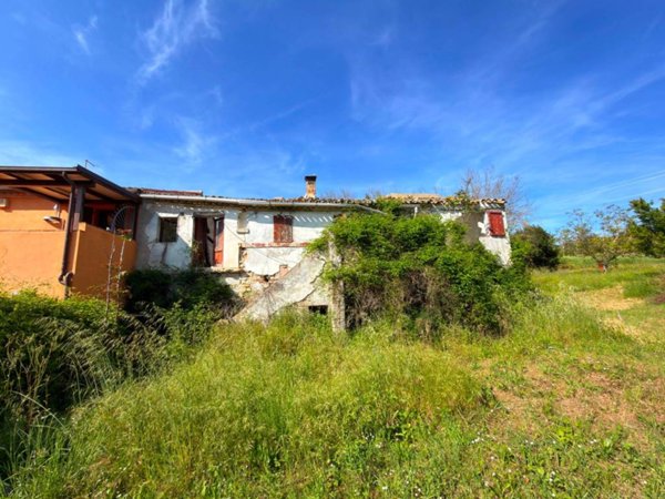 casa indipendente in vendita a Sirolo