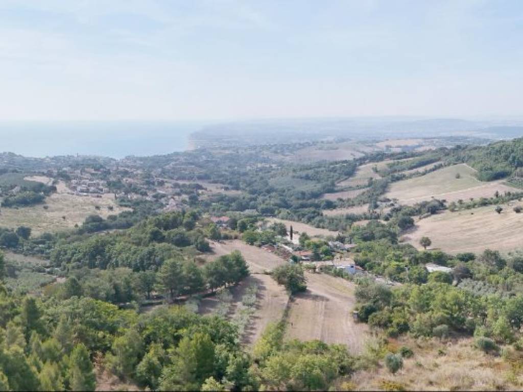 casa indipendente in vendita a Sirolo