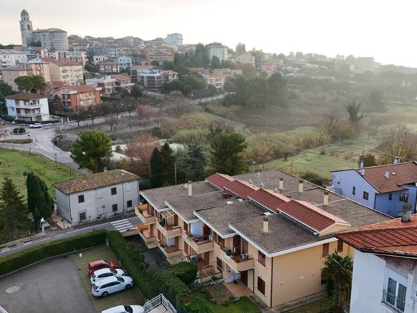 appartamento in vendita a Sirolo in zona San Lorenzo