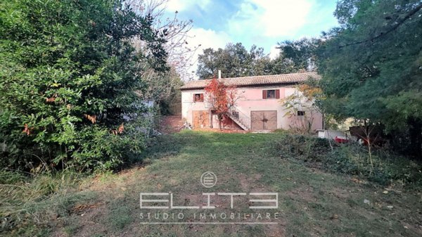 casa indipendente in vendita a Sirolo in zona San Lorenzo