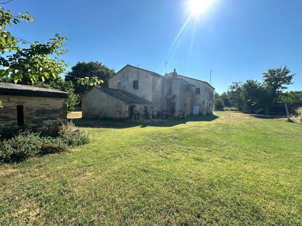 casa indipendente in vendita a Sirolo in zona Coppo