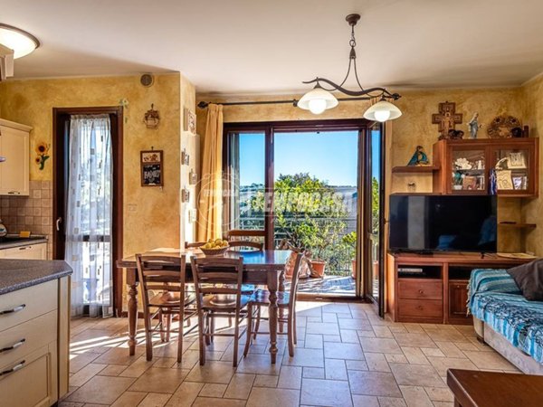 appartamento in vendita a Sirolo in zona Coppo
