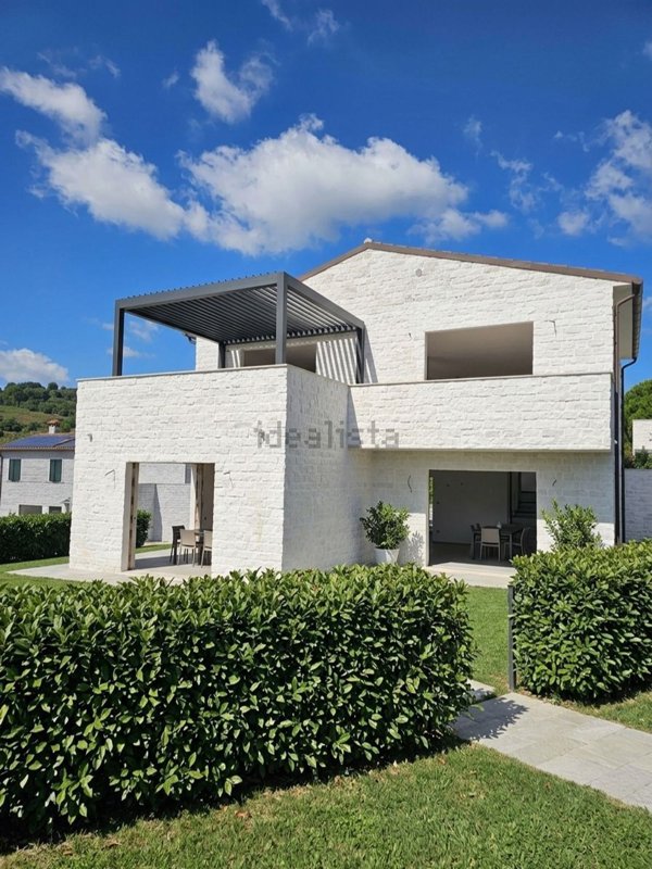 appartamento in vendita a Sirolo in zona San Lorenzo