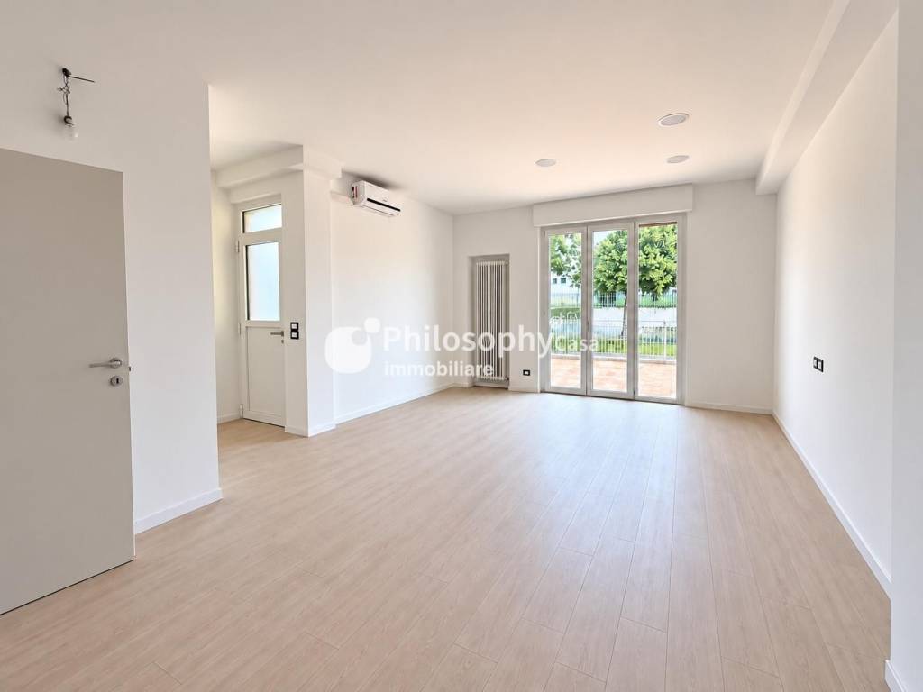 casa indipendente in vendita a Sirolo
