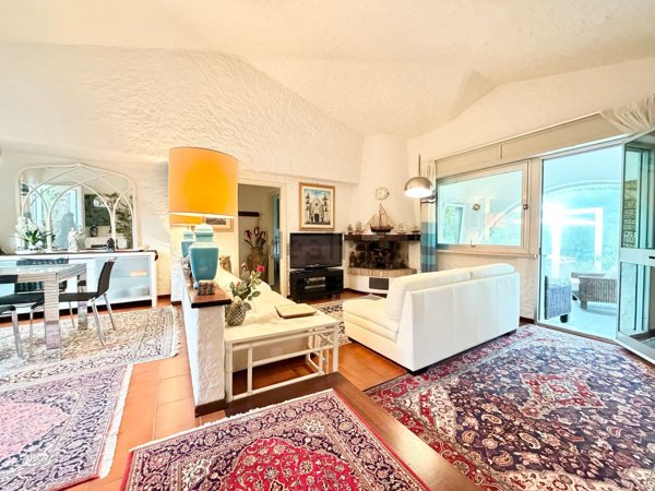 casa indipendente in vendita a Sirolo in zona Coppo
