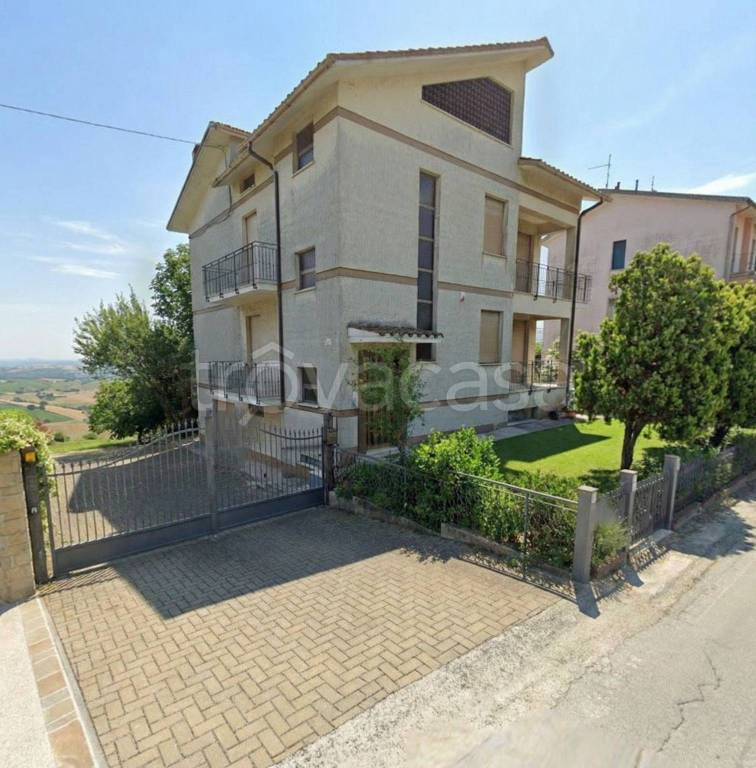 casa indipendente in vendita a Staffolo