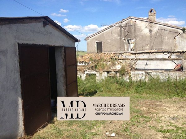 casa indipendente in vendita a Staffolo
